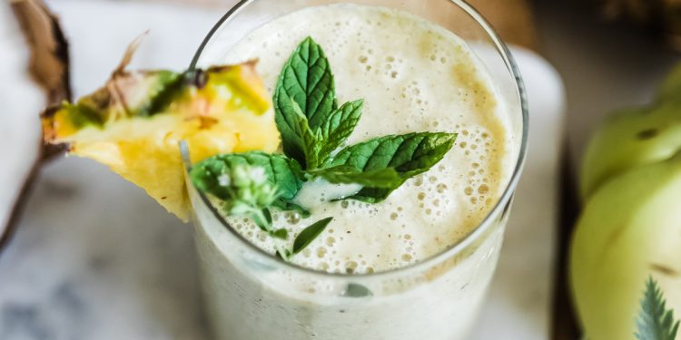 Pineapple Banana Smoothie | Creamy & Tropical Treat
