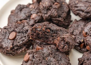 Vegan Chocolate Avocado Cookies (with double chocolate chunks!)