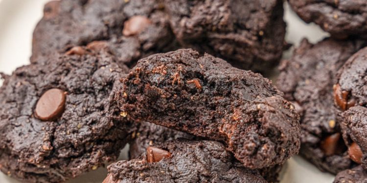 Vegan Chocolate Avocado Cookies (with double chocolate chunks!)