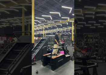 What is this 💀 #gymhumor #gym #trendingshorts #fitness #bodybuilding