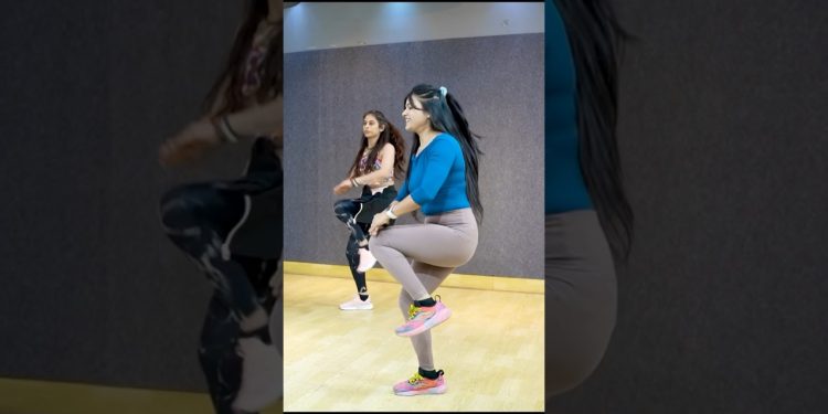 Watch it or Regret Forever 😭😭 #youtubeshorts #dance #fitness #cardio #deevyfit #weightloss