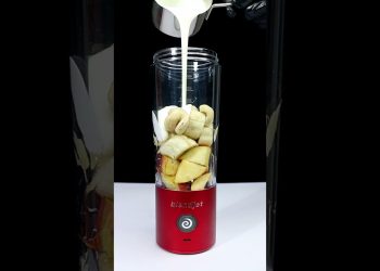 Apple Banana Healthy Milkshake #shorts #blendjet