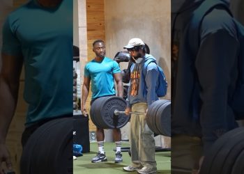 ELITE Powerlifter ANATOLY Pretends to be BEGINNER in GYM #anatoly #fitness #gym