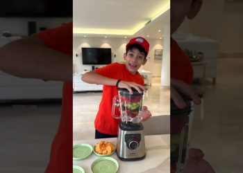 Favorite Healthy Smoothie Recipe for kids from Jason
