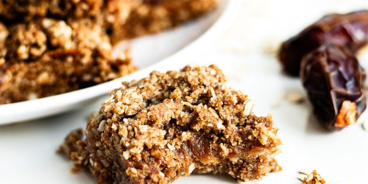 Healthier Date Bars | Homemade + Naturally Sweet