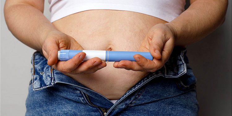 Weight-Loss Drugs Like Ozempic Linked to 82 Deaths & 400 Hospitalizations