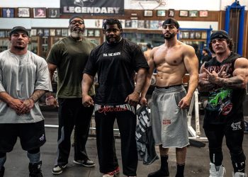 TREN TWINS TRAIN AT THE MOST DANGEROUS GYM IN AMERICA