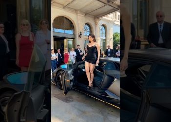 #woman #ferrari #life #girls #lifestyle #luxury #billionaire #cars #beautiful