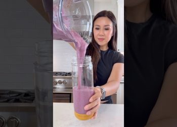 Berry Banana Protein Smoothie for Weight Loss