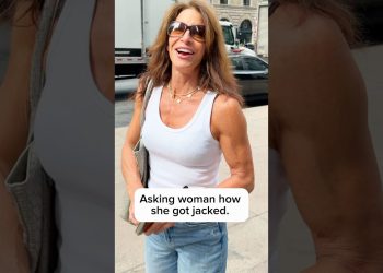 Asking woman how she got jacked. #workout #motivation #interview #fitness #nyc