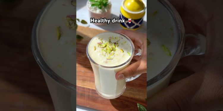 Healthy drink #healthydrink #vartrecipe #sawanspecial #vartkakhana #smoothierecipes @Zaika_junoon