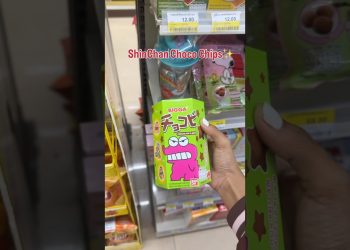 What I Ate In 7 Eleven On Vacation!🍰 Shinchan & Doremon Snacks😍 #minivlog #shorts #food