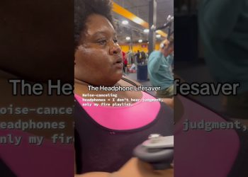 Sweat, smile, repeat size doesn’t define dedication. #fitness #short