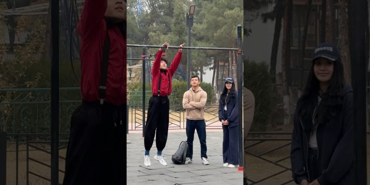 a nerd interrupted a couple's training.