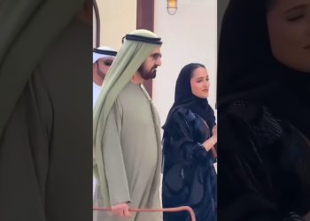 Dubai Sheikh's Power Meals & 4 Wives Lifestyle | Secrets of Arab Wealth #shorts #shortsfeed