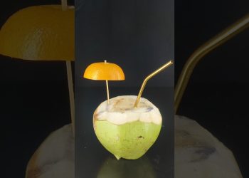 Most Refreshing Summer Drink🤤#shorts #vairal #coconut#recipe