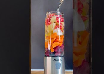 Beetroot Fresh & Healthy drink🍷 in Portable Blender #juice #lime #carrot #drink #satisfying