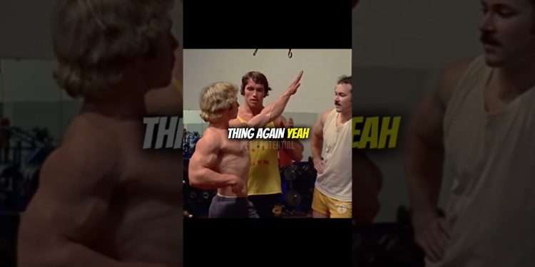 Arnold Teaches Guy How To Pose #arnoldschwarzenegger #bodybuilding #motivation #mrolympia #gym