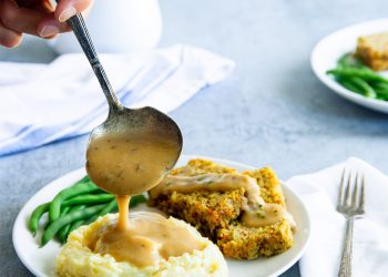 Vegan, Nut-Free Chickpea Gravy (Oil-Free)