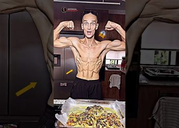 BRO SAITAMA RUSSIAN 🥶 GYM MOTIVATION 💀 BODYBUILDER AURA #bodybuilder #shorts #motivational #edit