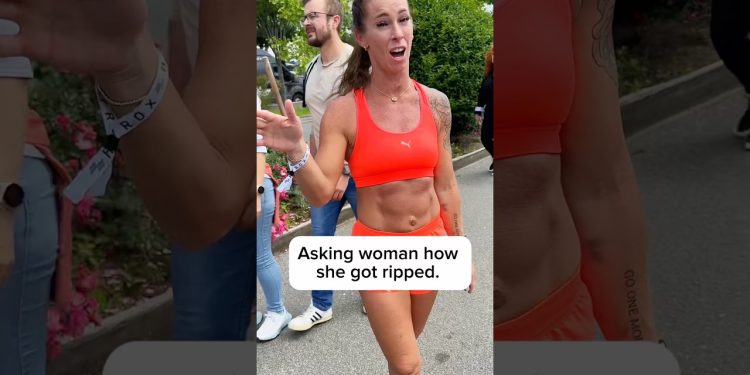 Asking woman how she got ripped. #abs #running #workout #interview #fitness