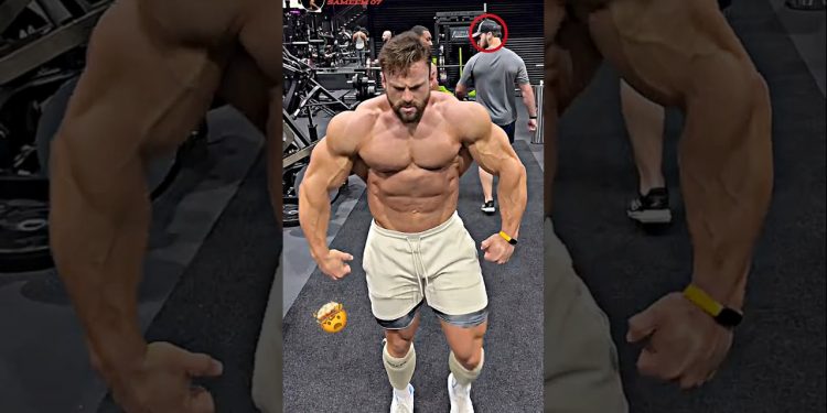BRO INSANE BODYBUILDER 🤯 GYM EDIT #bodybuilder #shortsviral #gym #video #fyp