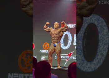 NICK WALKER POSING MR OLYMPIA😱 #mrolympia #bodybuilding #gym