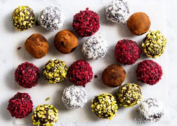 No-Bake, Fudgy Raspberry-Filled Cookies (Sugar-Free, Gluten-Free, Vegan)