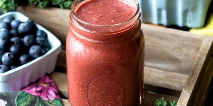 How to Make a Smoothie