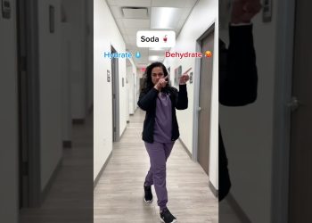 Drinks that hydrate 💧 vs dehydrate 🥵#thirsty #hydration