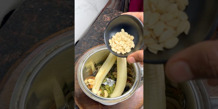 Banana & Nuts Smoothie For maximum nutrition #shorts