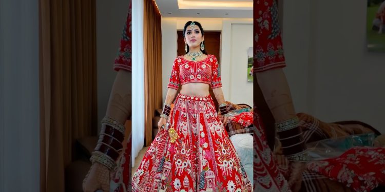 Getting Ready For My Bridal Look 🥰🥰 #neetubisht #makeup #lifestylevideo #trending #grwm