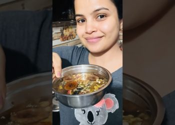 Healthy Smoothie 🫠😍❤️ #shortsvideo #minivlog #divyavlogs #food #foodlover #explore #smoothie #yt