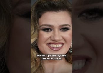 Kelly Clarkson reveals weight loss is aided by prescription medication