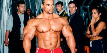 WHEN HUGE BODYBUILDERS GO OUT IN PUBLIC –  EPIC REACTIONS  COMPILATION 2026