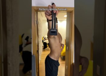 Perfect lighting tutorial by gymlamp 💪🏻 #gym #gymbro #fitness #bodybuilding #gymrat #gymaddict