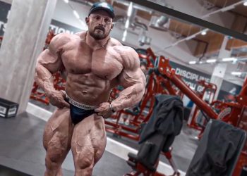 ONE HOUR OF PURE BODYBUILDING MOTIVATION –  GRIND EP 13