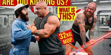 BODYBUILDERS VS CLEANER  | Anatoly GYM PRANK #56