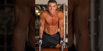 Cristiano Ronaldo's ABS   workout (CR7)