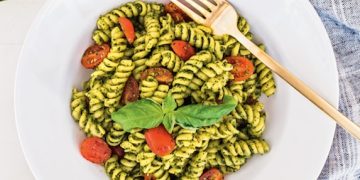Kale Pesto Pasta with Cherry Tomatoes