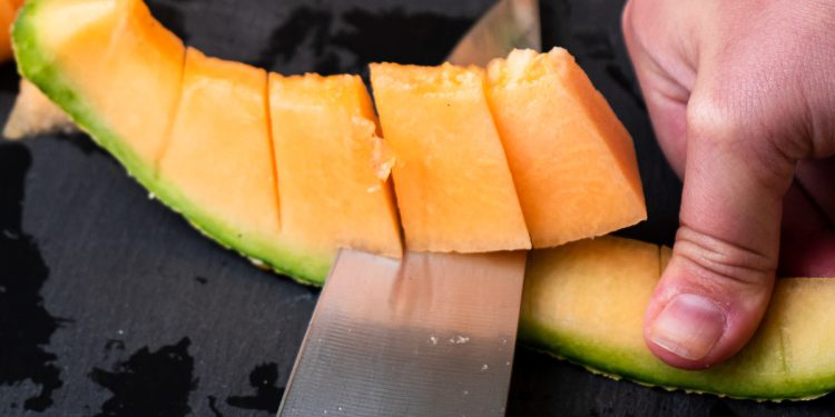 How to Cut a Cantaloupe (step by step photos)