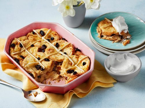 hot cross bun bread and butter pudding