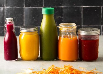 4 Healthy Juice Recipes (Refreshing + Energizing)