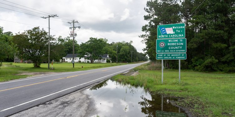 The Newest Federally Recognized Tribe Wants Better Healthcare. It May Be On Its Own.