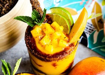16 Easy Mango Smoothie Recipes in My Rotation