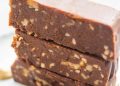 4 Ingredient Vegan Fudge | Just 5 Minutes!