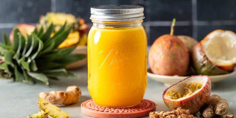 Anti-Inflammatory Golden Juice – Simple Green Smoothies