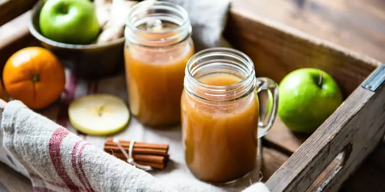 Easy Crockpot Apple Cider – Simple Green Smoothies