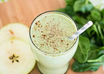 Green Apple Smoothie (with tofu!)