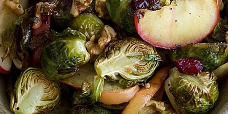 Roasted Brussels Sprouts & Apples